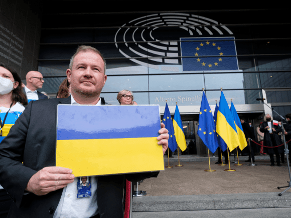 European Parliament Sanctions Poland and Hungary