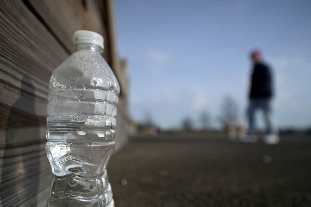 How to Avoid Microplastics for Better Health