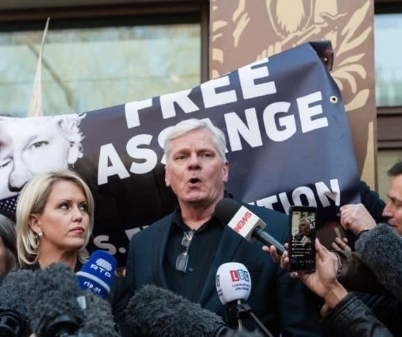 Apathy to Assange: Journalistic Integrity or Hypocrisy?