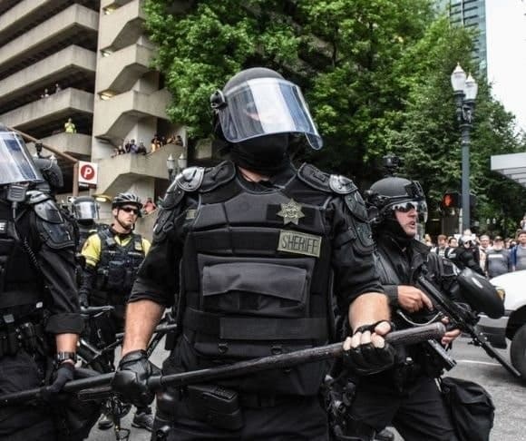 TRUTH TV – Episode 17: Cops Chasing Oregon Lawmakers, Dems Don’t Do Math & More – WATCH NOW