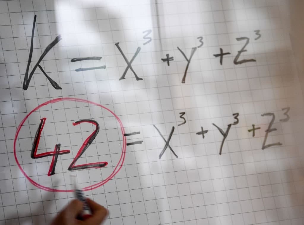 Political Horse Race: Electoral College Math