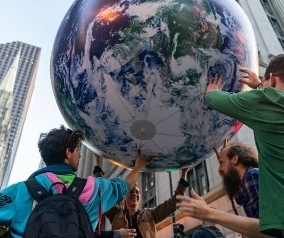 2050 Shades of Green