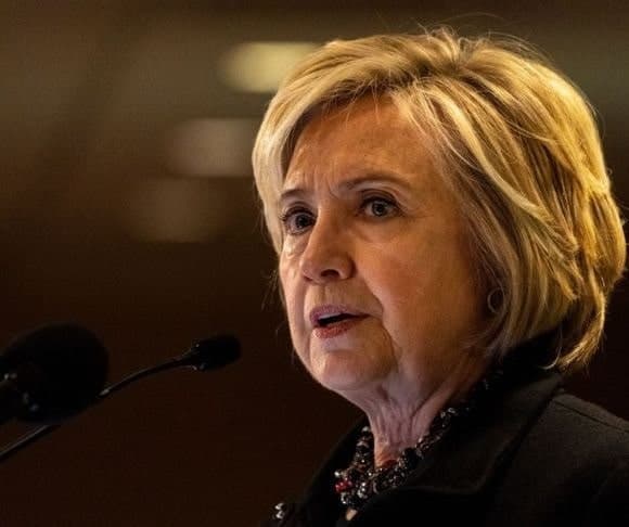 Mrs. Clinton and the Amazing Amnesia of Delusional Democrats