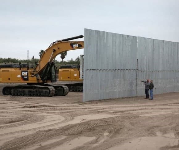 Whoo-hoo – 5th Circuit Paves Way for Wall