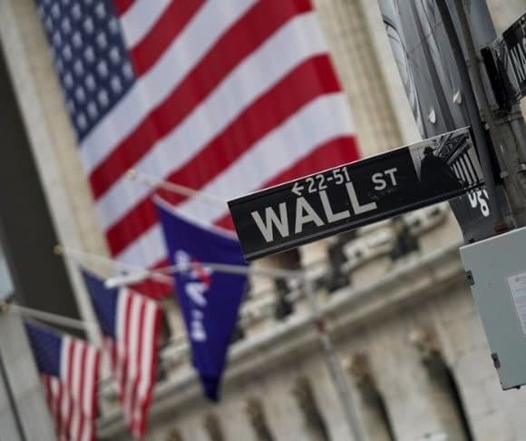 2022 Was a Time of Sour Wine and Rotten Roses for Media Stocks