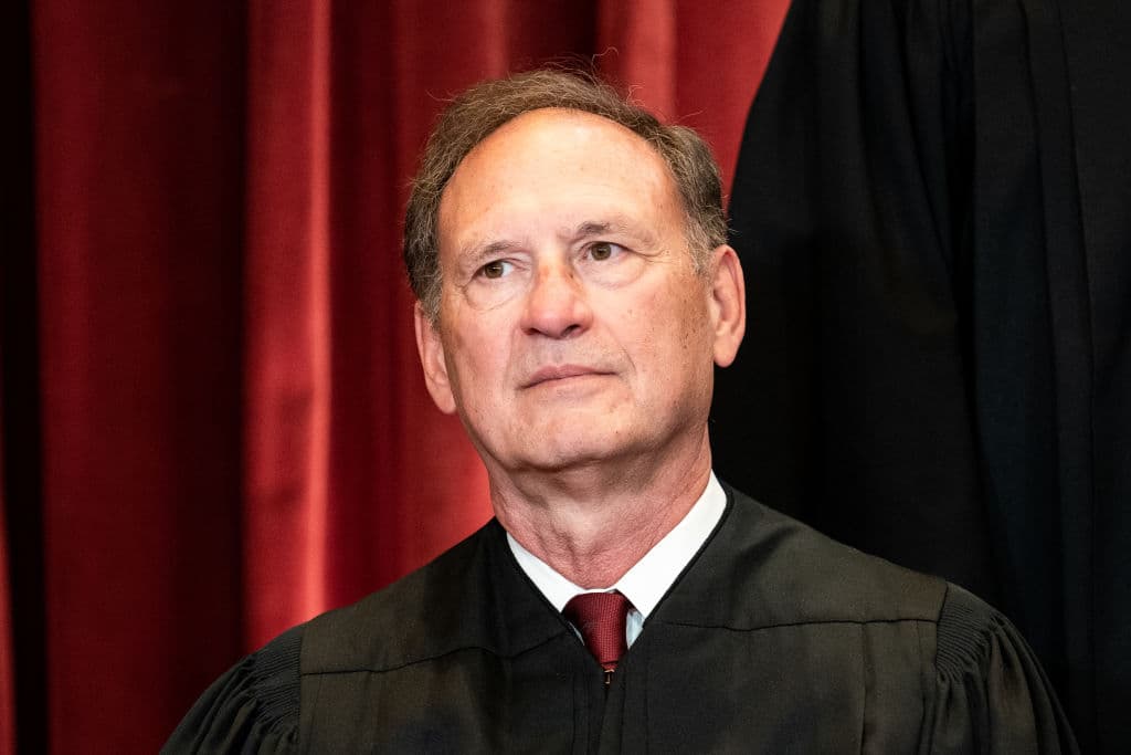 Unprecedented SCOTUS Leak Reveals Alito’s Roe Replacement