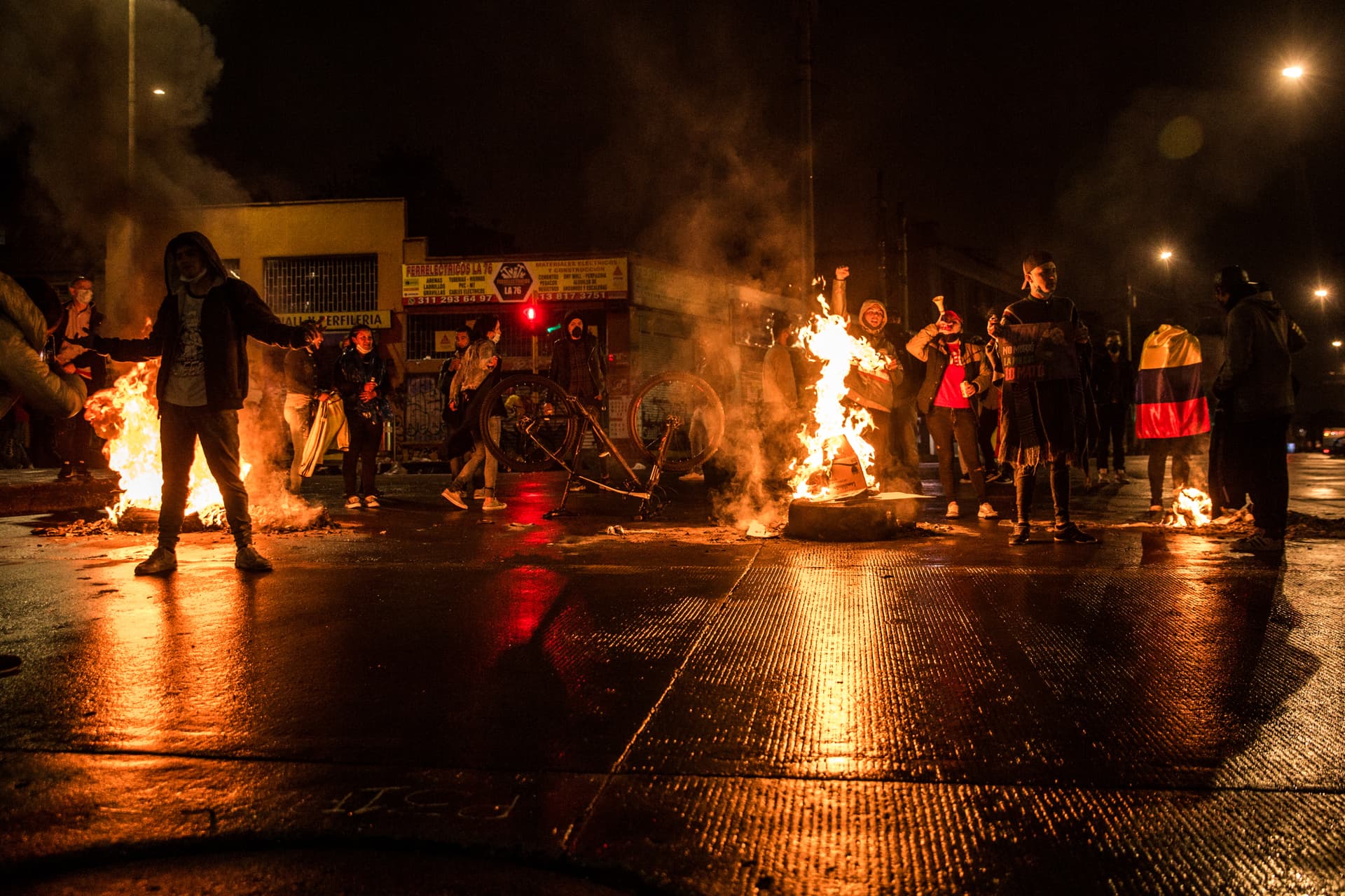 LN Radio 12.5.21 – Government Fiddles While America Burns