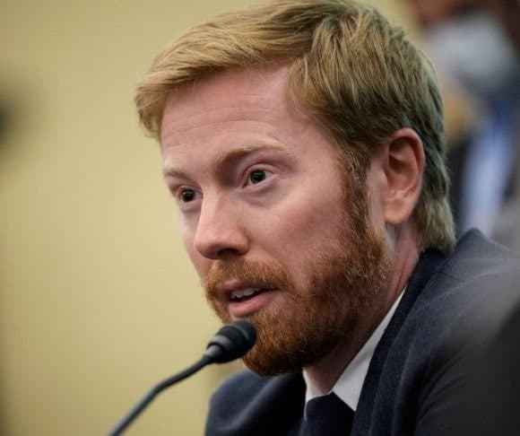 Yet Another Republican Leaves Office to Big-Box Media Adulation