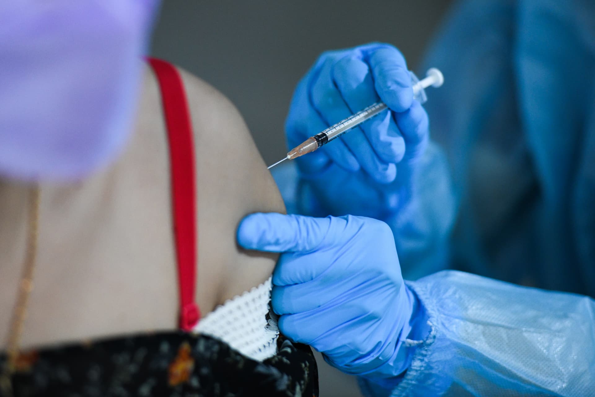 FDA Approves COVID Booster for Age 65 and Over