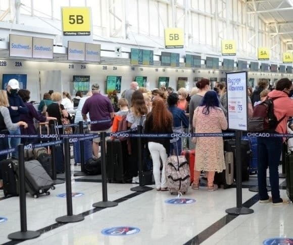 Will Airline Issues Turn Thanksgiving Travel into Holiday Hell?