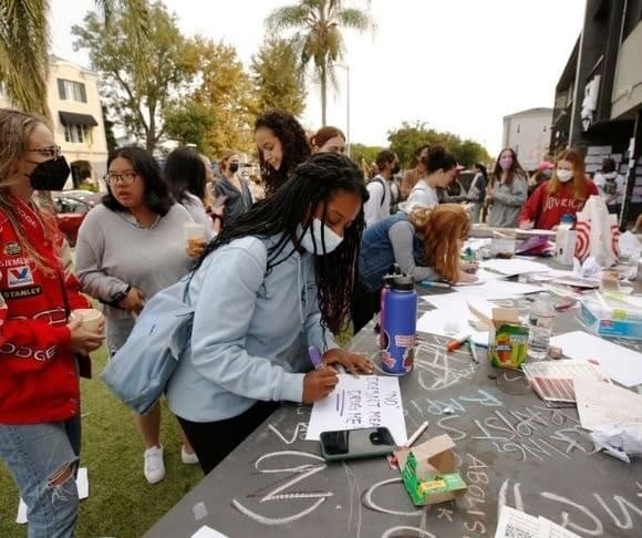 Fauxcahontas Abides: Why College Applicants Are Ditching Whiteness