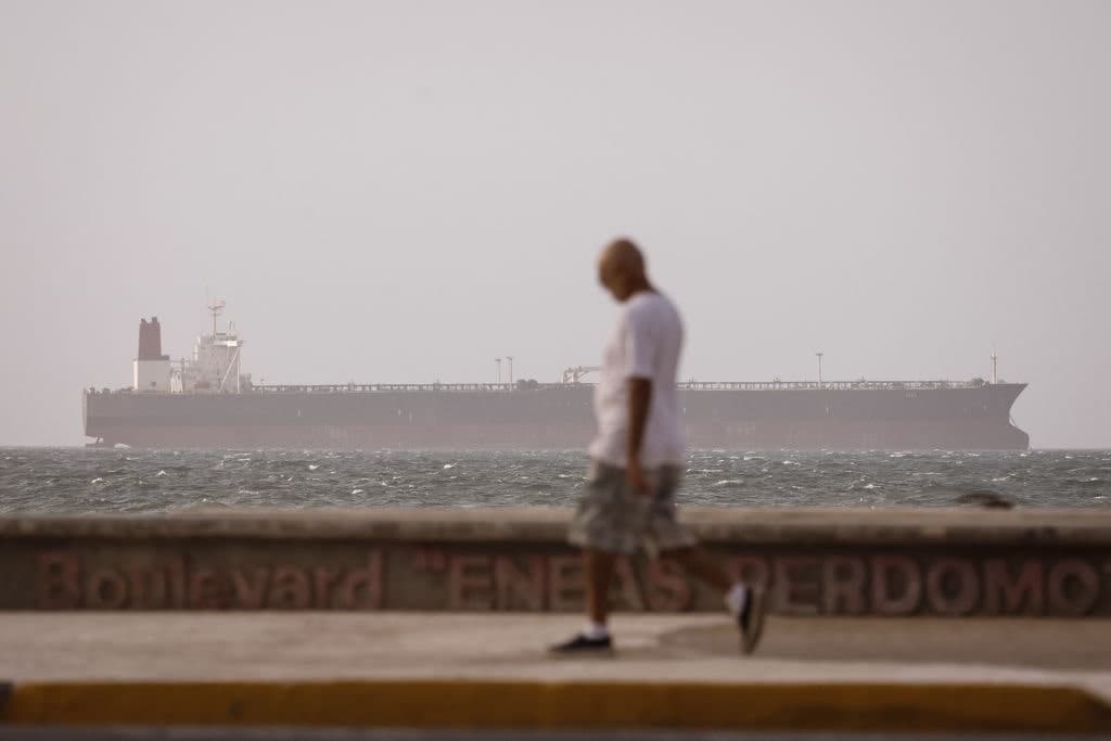 US Seizes an Oil Tanker Belonging to Venezuela