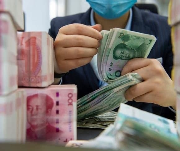 Chinese Banks on the Brink of a Crisis?