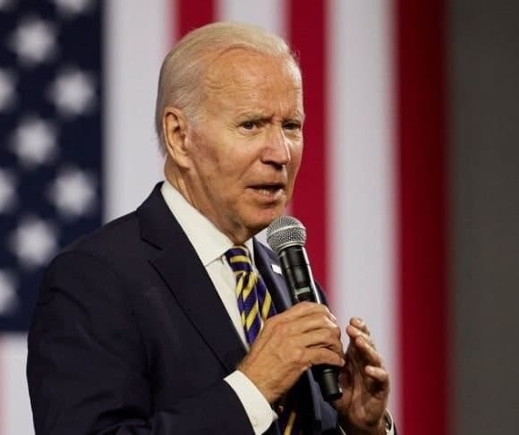 Democrats Fleeing ‘Powerless’ Joe Biden’s Train Wreck