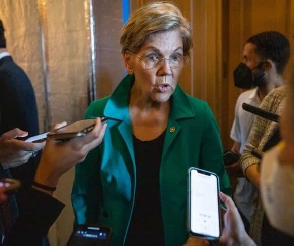 Elizabeth Warren Slams Fed’s Inflation-Busting Crusade