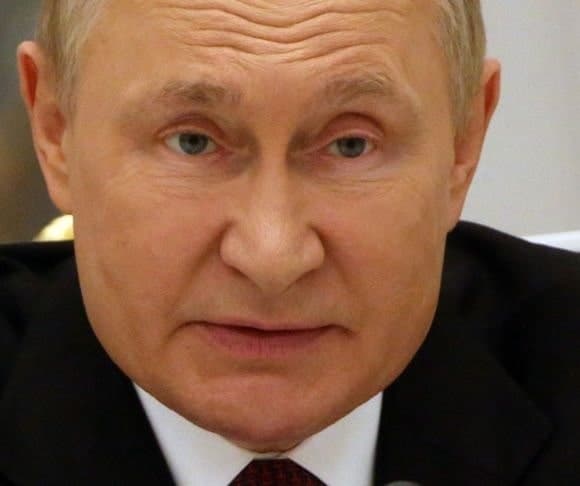 Public and Private Conversations With Putin – Are They Persuasive?