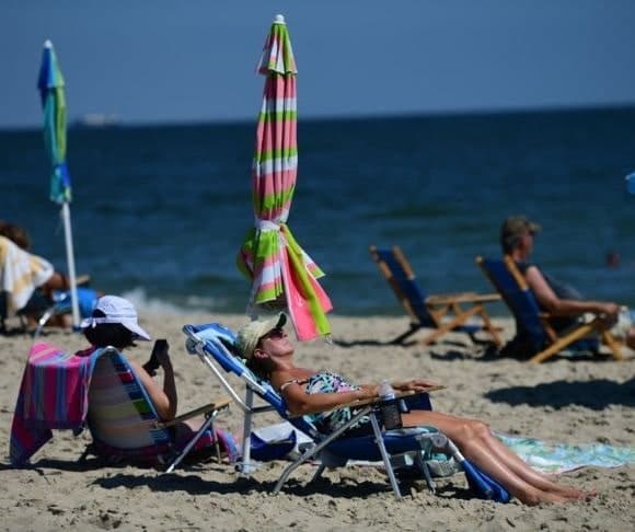 It’s That Time of Year: Big-Box Media Warn the Sun Will Kill You