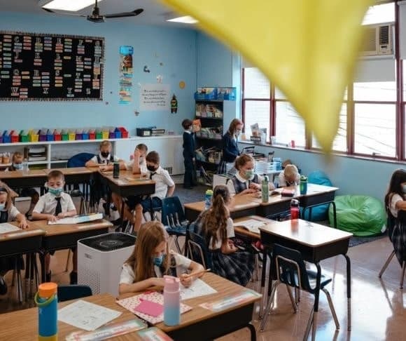 Teachers Union Rips Lax Grading, Violence in Las Vegas Schools