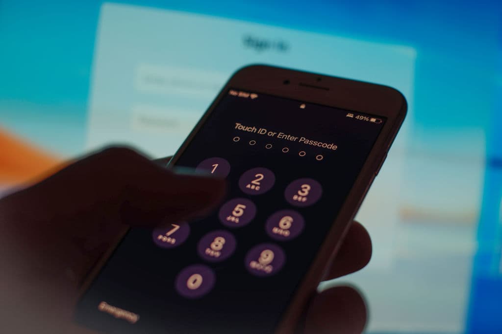 US Government Forks Out Big Cash for Your Personal Info