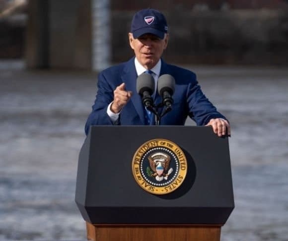Biden Boasts Bipartisan Infrastructure in Kentucky