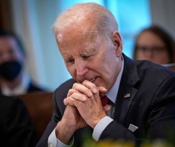 Biden vs Trump in the Battle Over Classified Documents