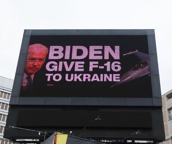 Biden’s About-Face on F-16 Training for Ukrainian Pilots