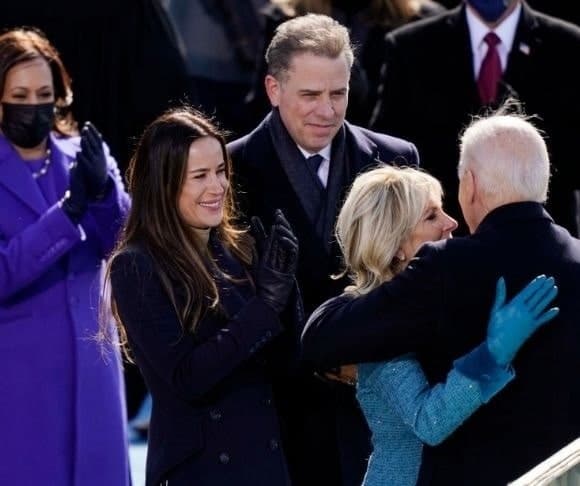 Campaign to Distance Hunter Biden From Joe in Full Swing