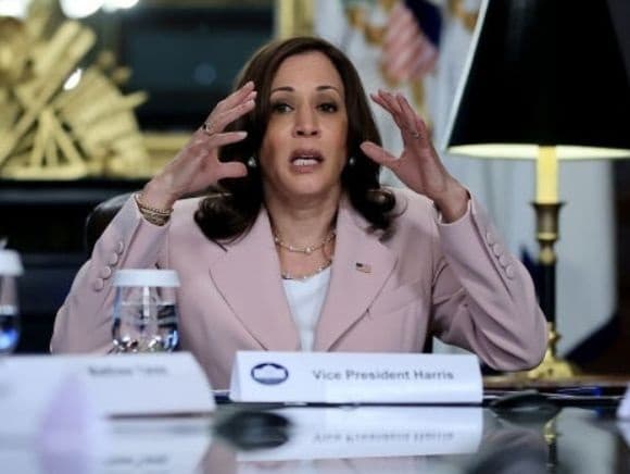 Kamala Harris Taps Clinton to Retool Her Immigration Strategy