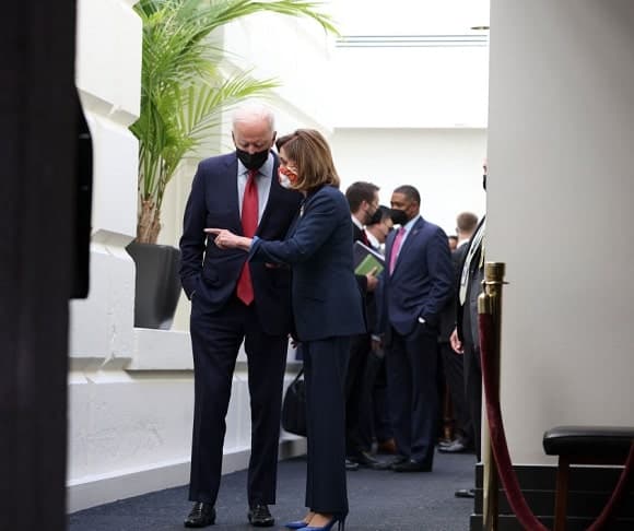 Pelosi’s Promised Spending Vote Postponed by Progressive Protest