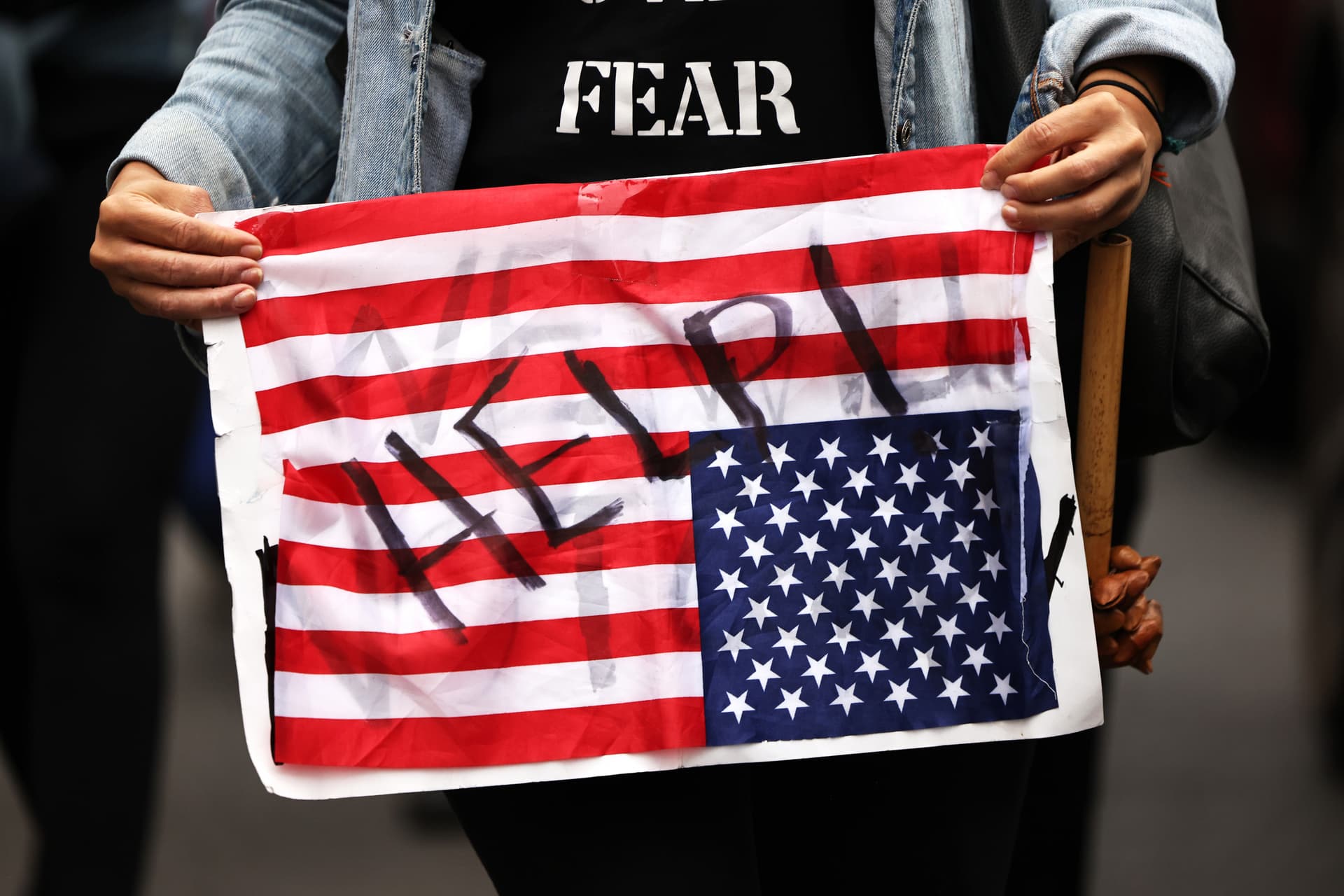 LN Radio 10.10.21 – Crime, Kids, and Supply Chain Chaos