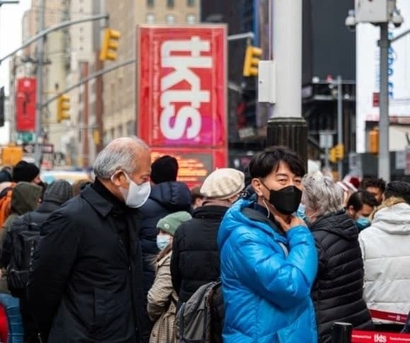 Omicron Has Peaked – Is the COVID-19 Pandemic Over?