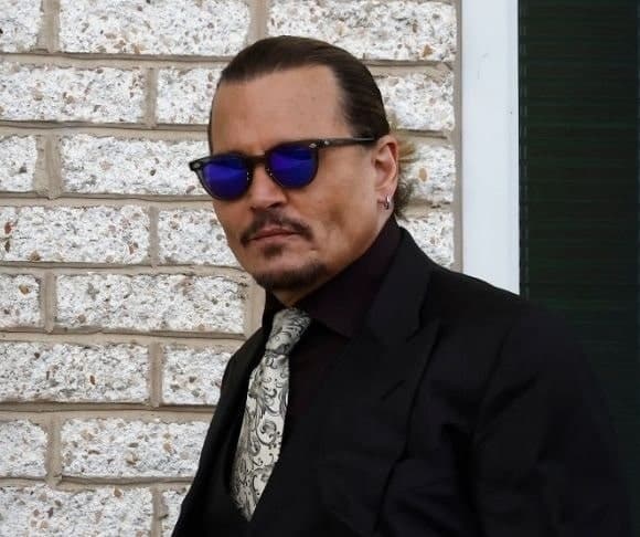 HollyWeird: Johnny Depp’s Courtroom Drama