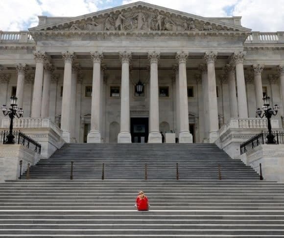 Senators Show Confirmation Bias, not Critical Thinking