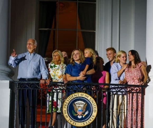 Heartlanders Say the Biden Bunch Drama Is Fatiguing