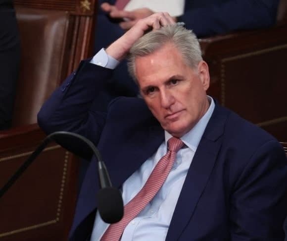 Milestone or Millstone? US National Debt Tops $32 Trillion for First Time