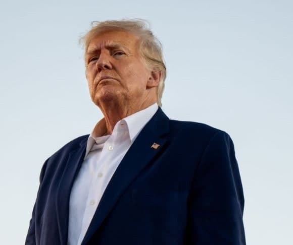 Breaking: Grand Jury Votes to Indict Trump