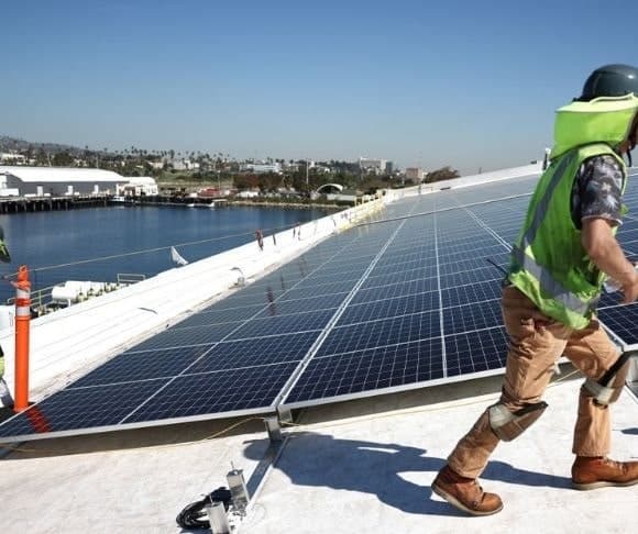 Biden’s Veto Sinks US Solar Panel Manufacturers