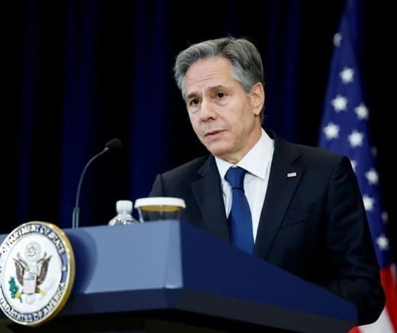 Swamp Media Corps Schmooze With Blinken Instead of Probing Him