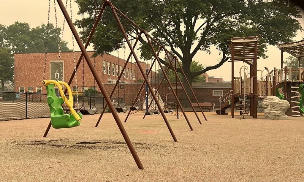 Local Control vs Federal Funding of Education