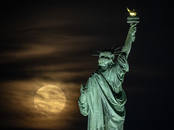 Losing Liberty By A Thousand Cuts – LN Radio