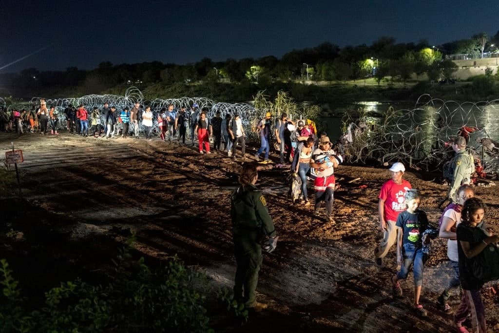 Biden Opens Back Door for Mexicans Seeking Rapid Entry Into US