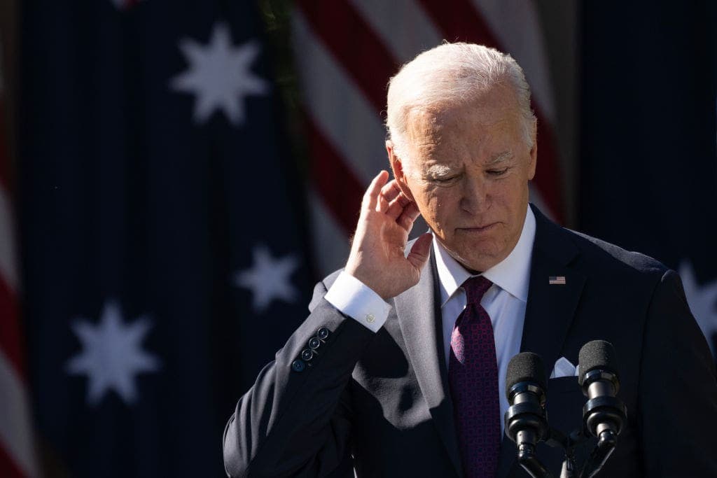 Clinton Struggles, Biden Poll Numbers Tank, and NYC Gets Desperate