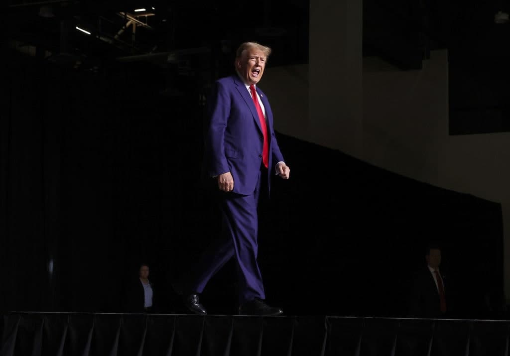 Colorado Supreme Court Tosses Trump From 2024 Ballot