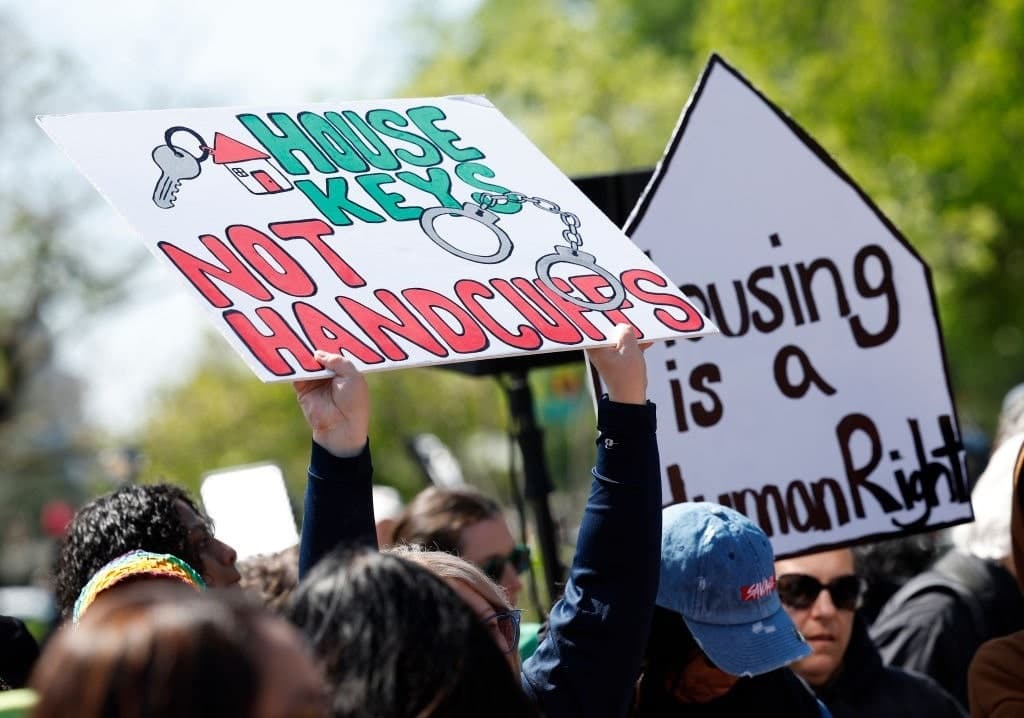 Oregon’s Homeless Ordinances Go to Supreme Court