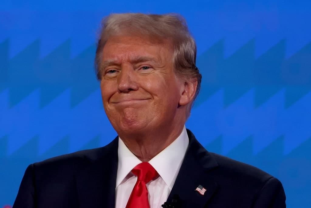 Teases or Pleases: Trump Hints at Rubio VP