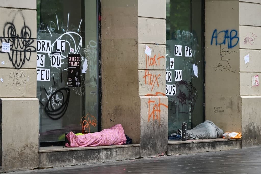 A Strategy to Keep the Homeless on the Streets?