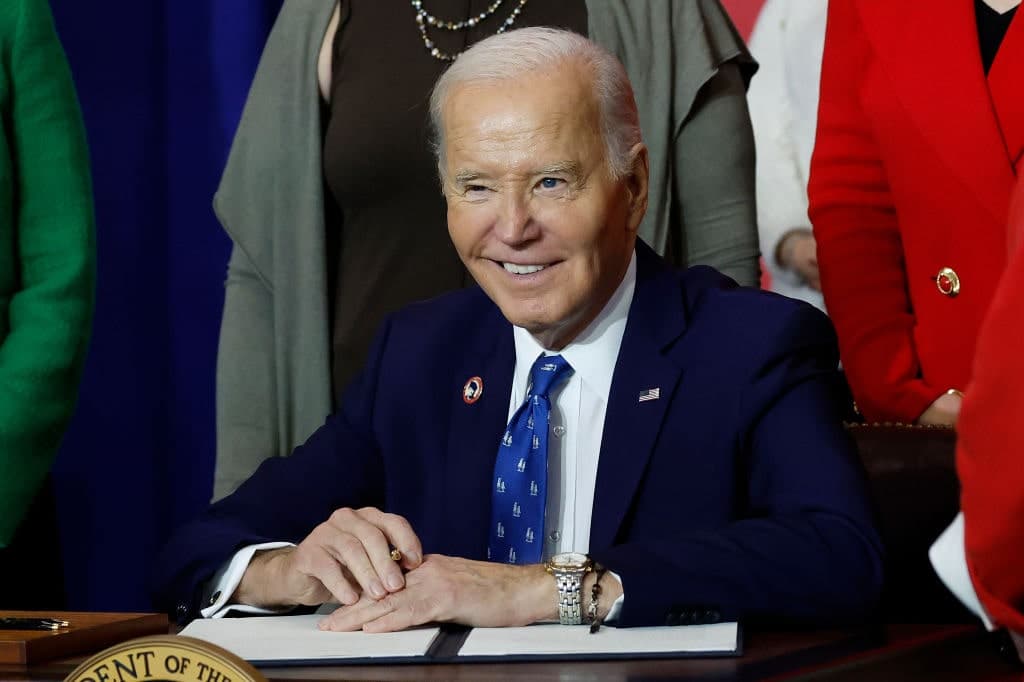 Biden Renews Technology-Sharing Treaty with China