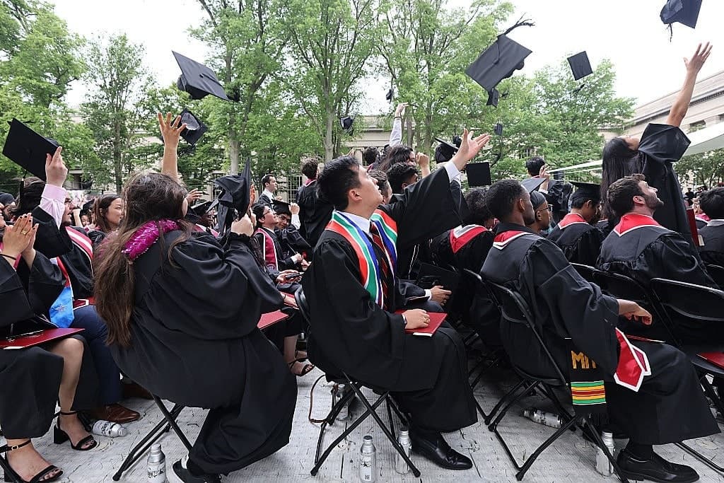 2025 Gen Z Grads are Un-Hirable and Unlikable