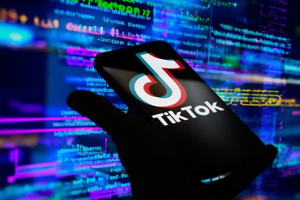 High on Health: Dangerous Health Hacks Sweeping the Internet