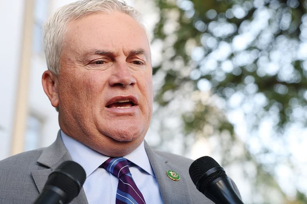 From Congress to Campaigning, Chaos Reigns in American Politics